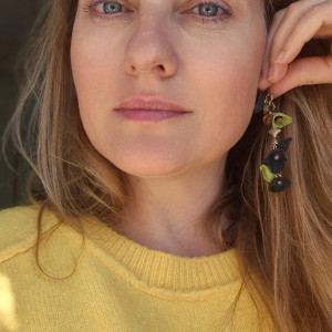 Kolczyki zielono-czarne delikatne kwiaty