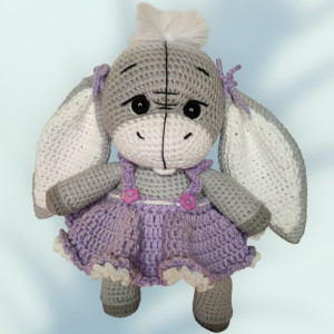 Maskotka osiołek na szydełku