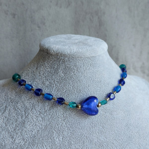 Naszyjnik niebieskie serce, szklane koraliki