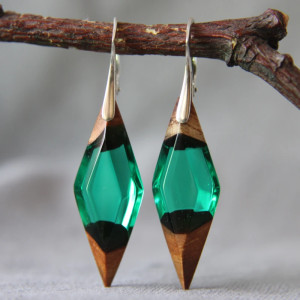 Kolczyki z drewna i żywicy