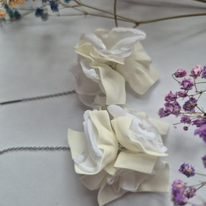 Kolczyki kwiaty białe lekkie ślubne