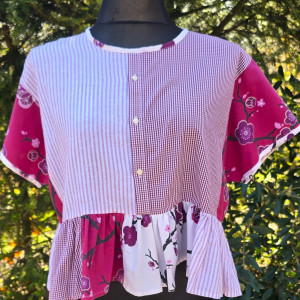 Oryginalna oversizowa bluzka na lato w stylu T-shirt boxy