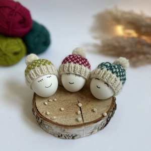 Czapeczki z pomponami na jajka wielkanocne - zestaw 3 szt.