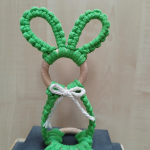 Zajączek wielkanocny makrama