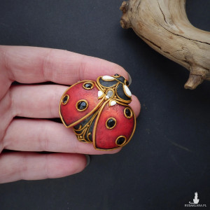 Broszko-wisiorek biedronka