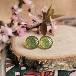 złote kolczyki wkręty sztyfty żywica z żywicy brokatowe retro vintage zielone
