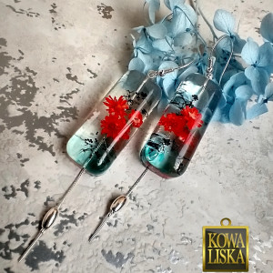 Kuszenie - kolczyki z żywicy