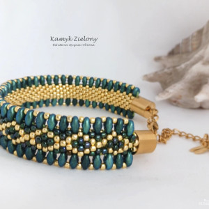 Bransoletka "gąsieniczka" ciemnozielona, z ważką