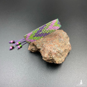 BRANSOLETKA TKANA NA KROŚNIE Z KORALIKÓW zielony fioletowy różowy #914