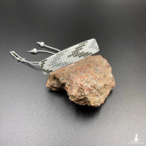 BRANSOLETKA TKANA NA KROŚNIE Z KORALIKÓW biały srebrny szary #915