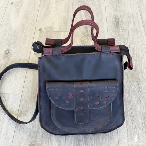 Brązowa torebka na ramię ze skóry „Crazy Horse”.