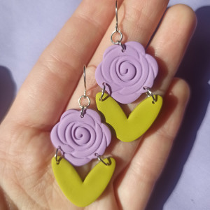 Kolczyki z gliny polimerowej róża