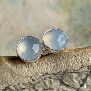 Sztyfty z fasetowanym chalcedonem d167