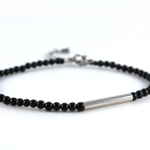 Prosta bransoletka z czarnych agatów