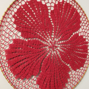 Mandala z czerwonym hibiskusem