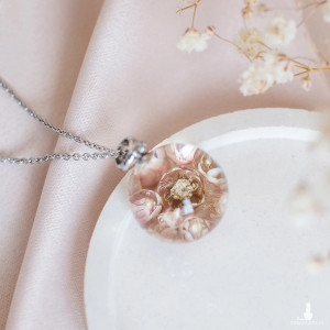 Wisiorek z ozothamnusem