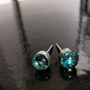 Zielone kolczyki, mini kolczyki, sztyfty, brokatowe