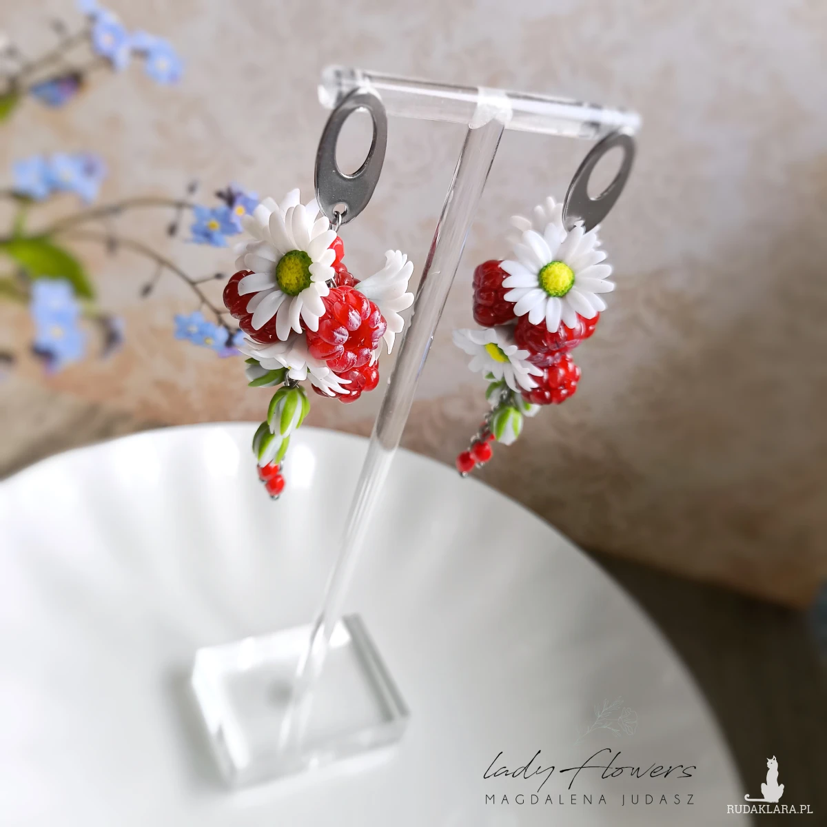 Kolczyki z malinami i stokrotkami