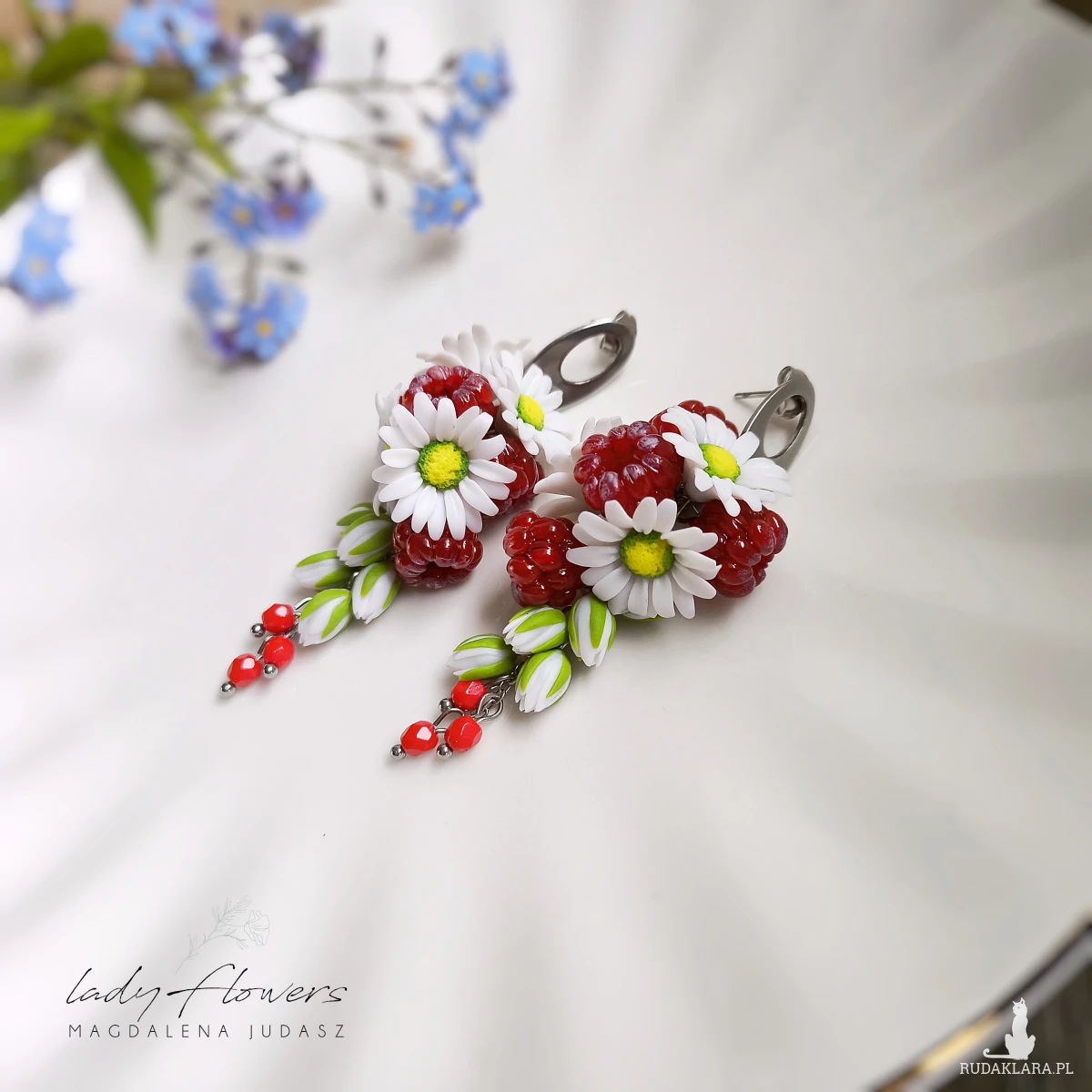 Kolczyki z malinami i stokrotkami