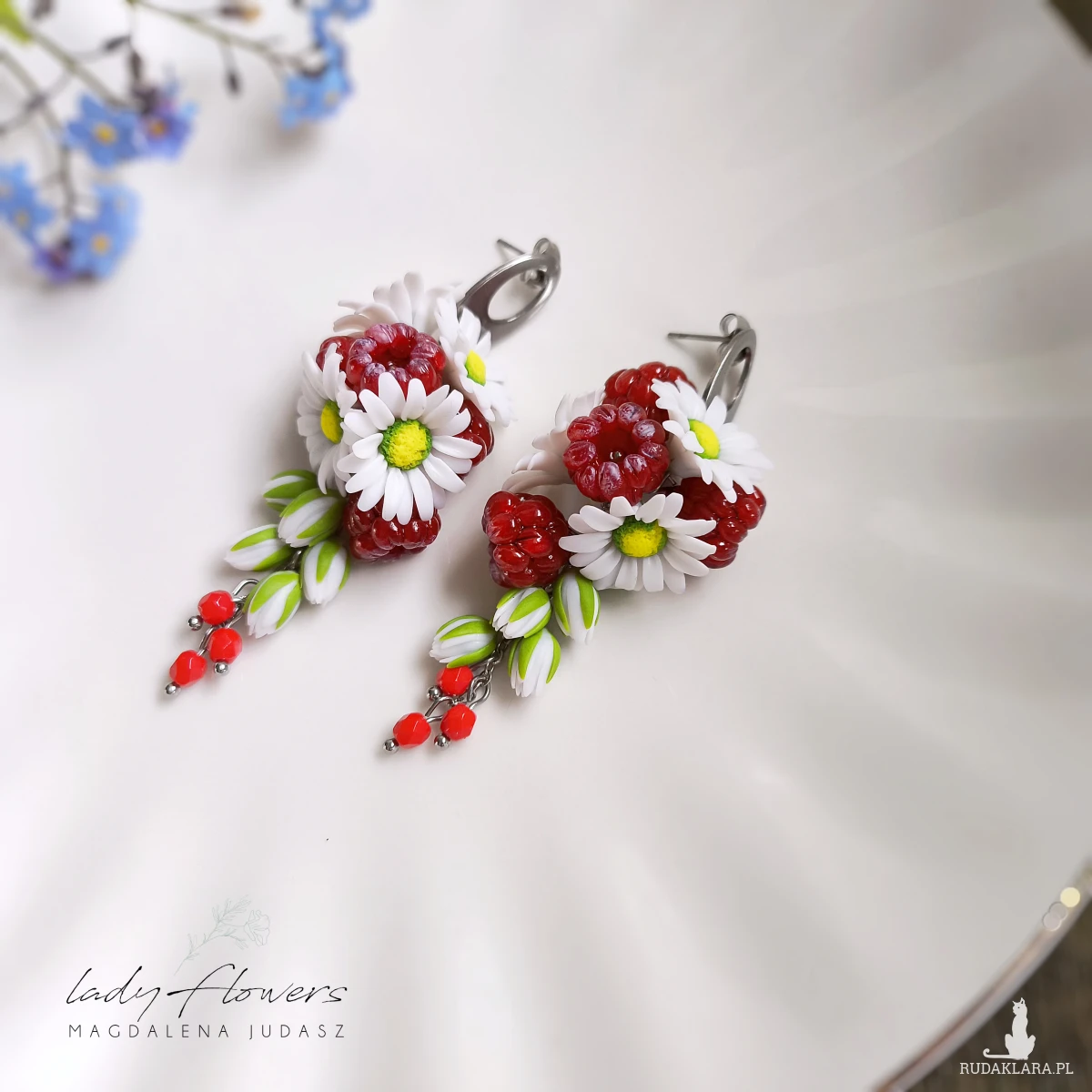 Kolczyki z malinami i stokrotkami