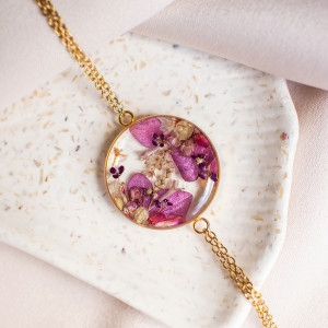 Bransoletka z kompozycją kwiatową