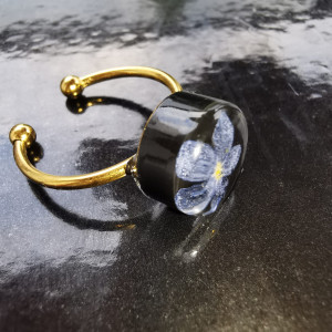 Pierścionek z niezapominajką