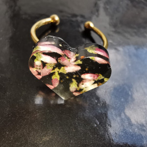 Pierścionek z wrzosem wrzos w biżuterii  różowy wrzos