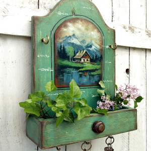 Półeczka, organizer z wieszaczkami i malowanym pejzażem