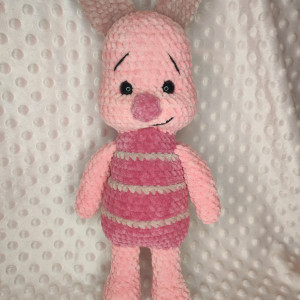 Maskotka prosiaczek na szydełku