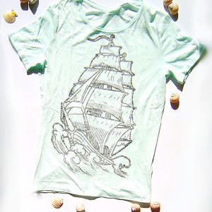 rozmiar L koszulka z nadrukiem, miętowa koszulka z żaglowcem, żeglarska koszulka M, boho t-shirt  M, grunge koszulka ze statkiem, marynarski styl koszulka