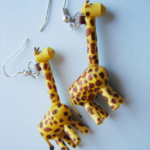 kolczyki ręcznie wykonane z papieru