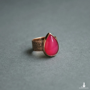 Pierścionek miedziany z agatem brazylijskim r.16