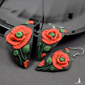 Komplet biżuterii "czerwone maki" -długie kolczyki i naszyjnik