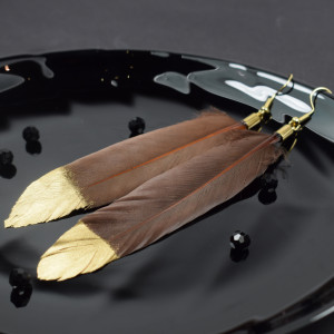 Długie kolczyki pióra - brązowo złote