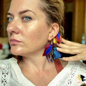 nausznica  pióra kolory boho