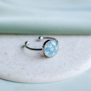 Pierścionek z niezapominajkami