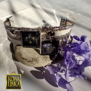 Dark 2 - bransoleta z żywicy i rzemieni