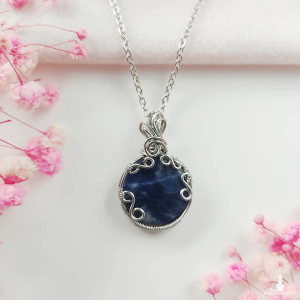 Naszyjnik Sodalit stal chirurgiczna wisiorek handmade wirewrapping