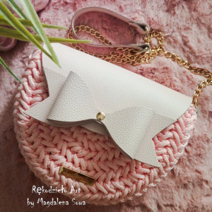 Torebka jodełka ręcznie szydełkowana Skóra Róż Kokarda