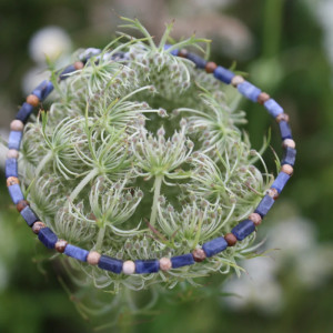 Niebieska, naturalna bransoletka