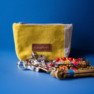 Etui na klucze w kolorze żółtozielonym