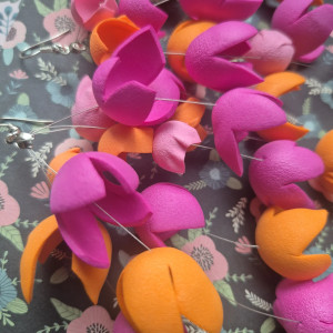 Kolczyki kwiaty pomarańczowo-różowe