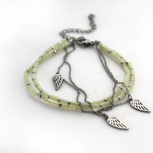 Bransoletka ze skrzydłami