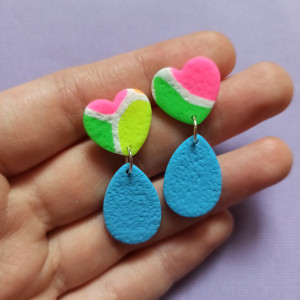 Kolczyki z gliny polimerowej neony