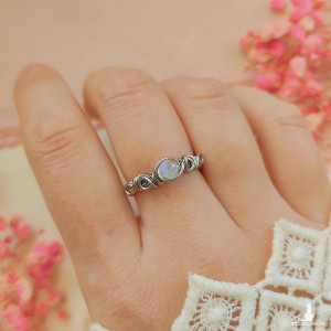 Pierścionek Kamień Księżycowy regulowany stal chirurgiczna handmade