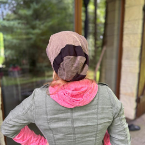 Czapka damska kolorowa smerfetka