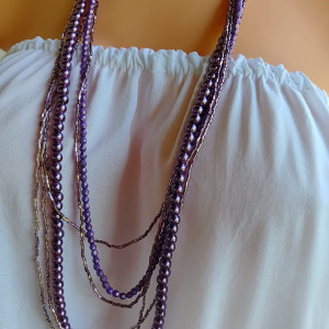Naszyjnik Długi Fioletowy Perły Szklane