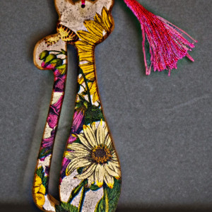 Drewniana zakładka do książki,  KOT "Kwiaty"