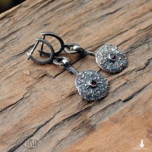 Granaty w zimnych płomieniach