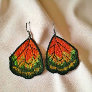 Haftowane kolczyki skrzydła motyla - pomarańczowe